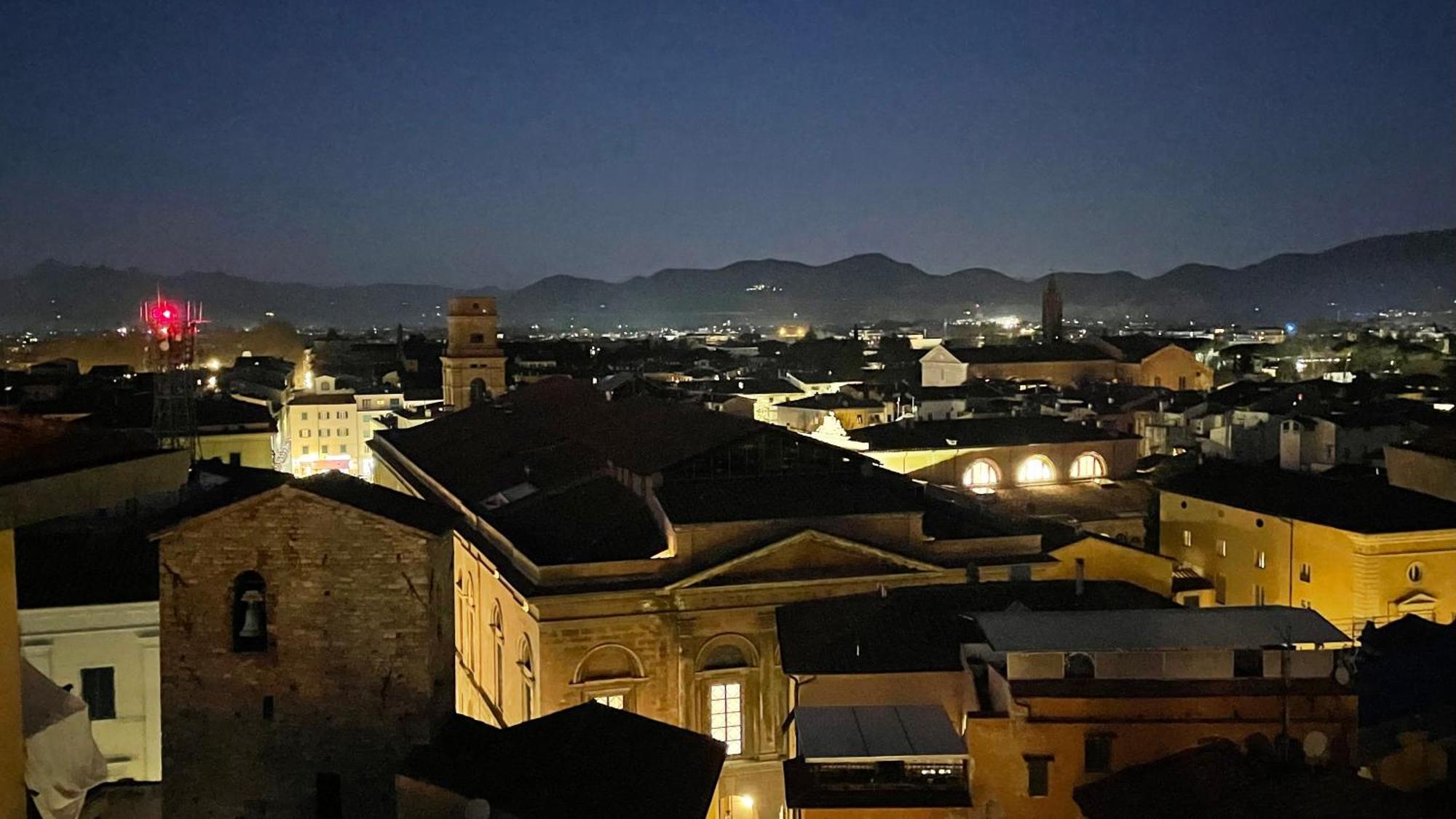 Mediceo 42 - Intero Appartamento Pisa Buitenkant foto